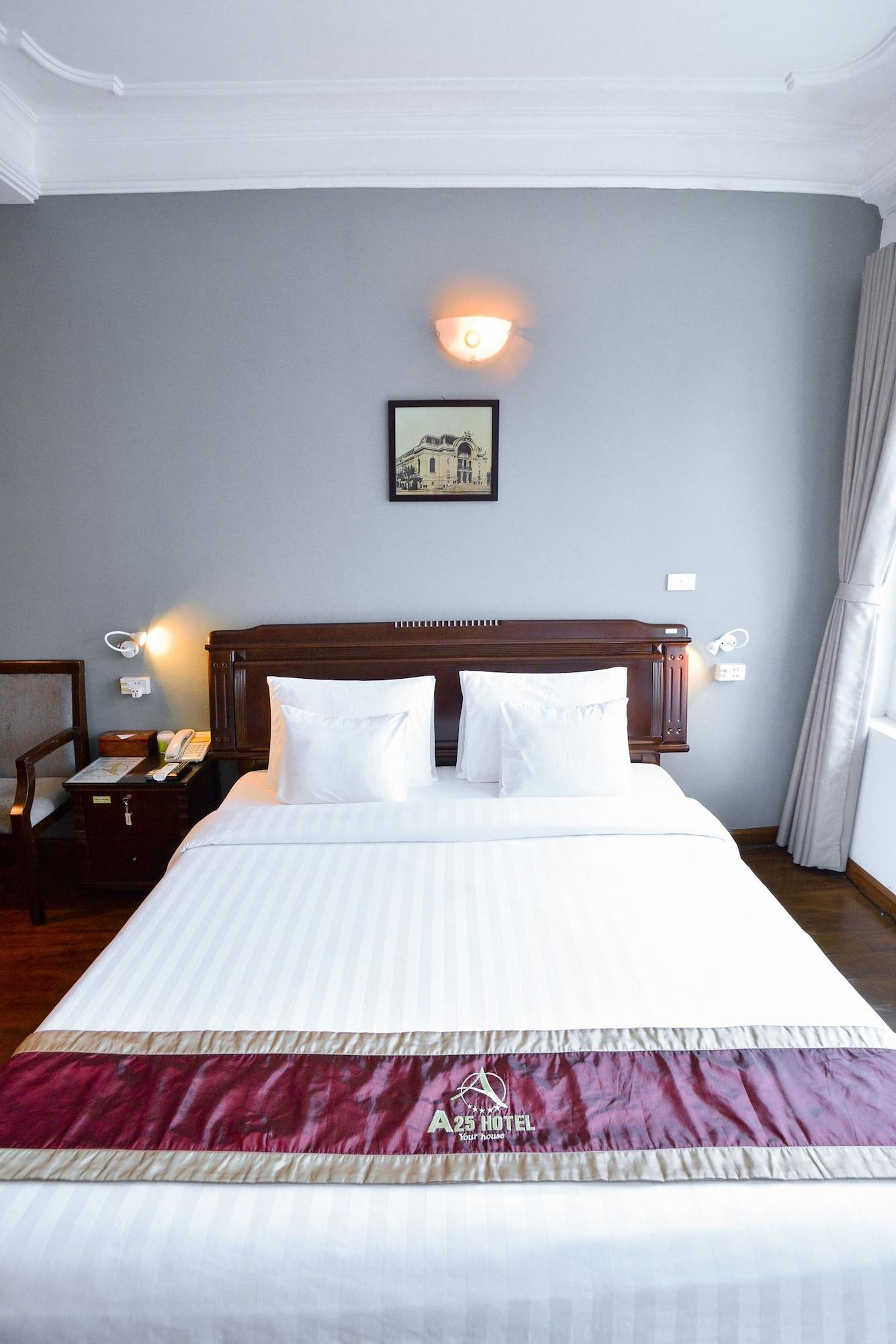 A25 Hotel - 96 Hai Bà Trưng Hanoï Extérieur photo