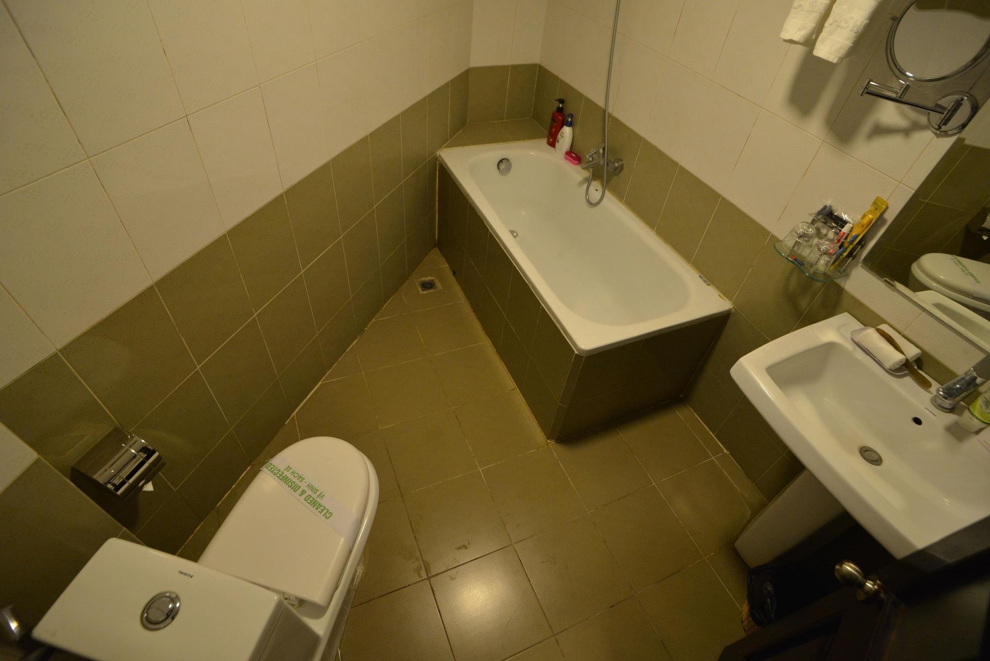 A25 Hotel - 96 Hai Bà Trưng Hanoï Extérieur photo