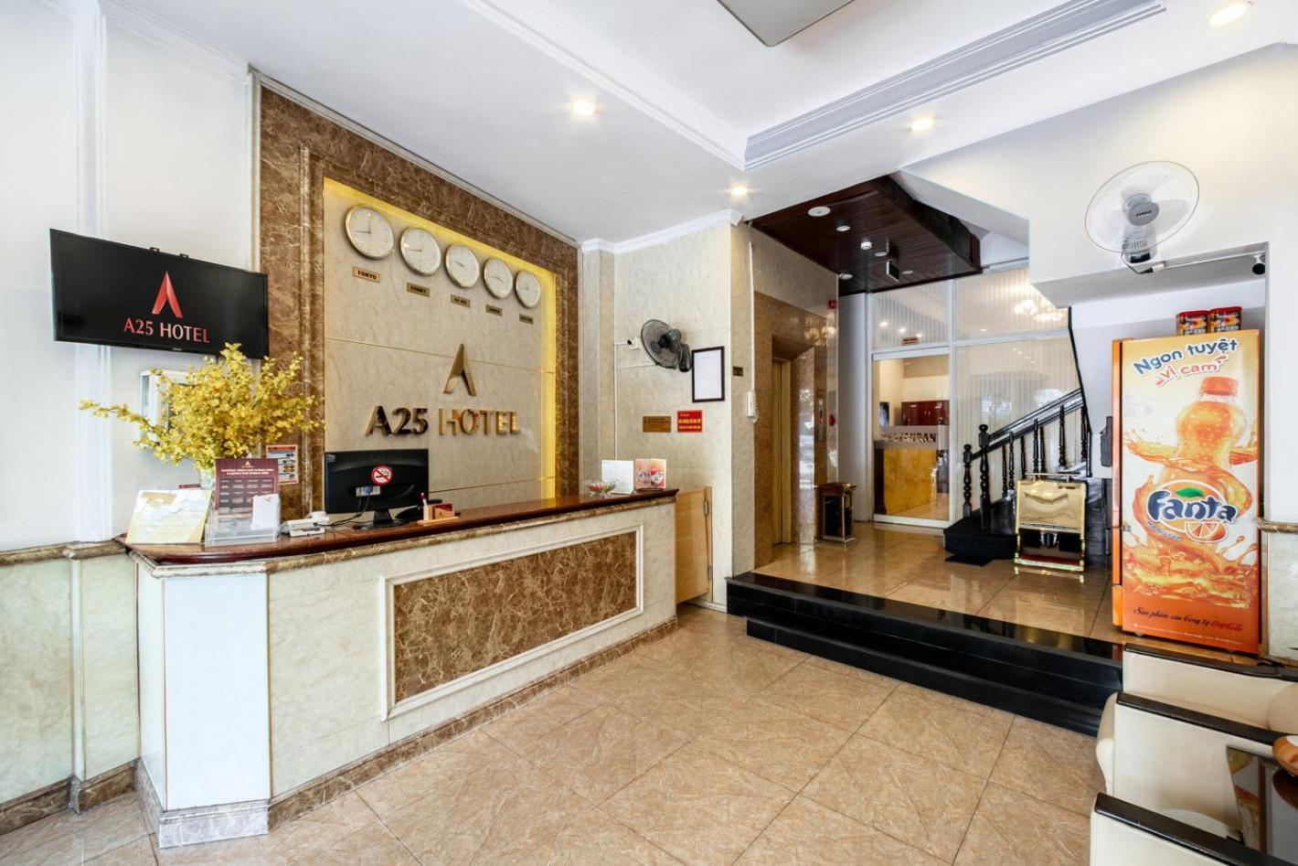 A25 Hotel - 96 Hai Bà Trưng Hanoï Extérieur photo