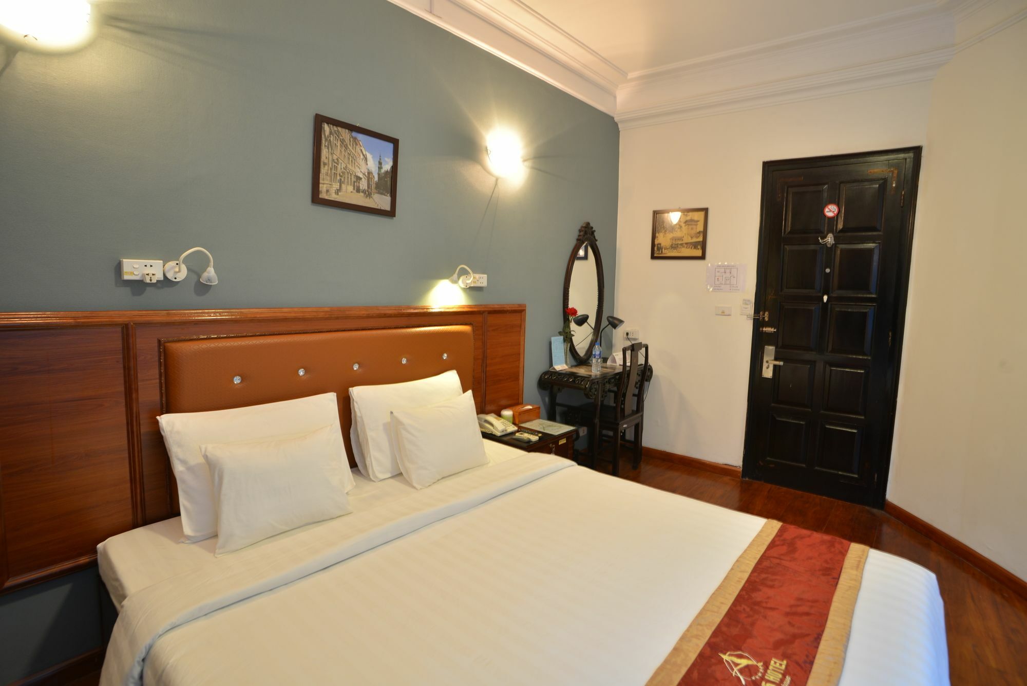 A25 Hotel - 96 Hai Bà Trưng Hanoï Extérieur photo